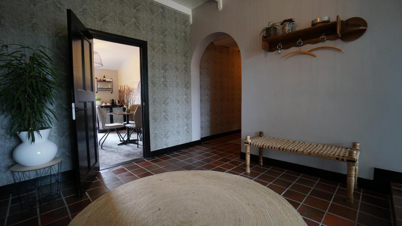 Bed En Breakfast Het Oelenest Hooghalen Екстериор снимка